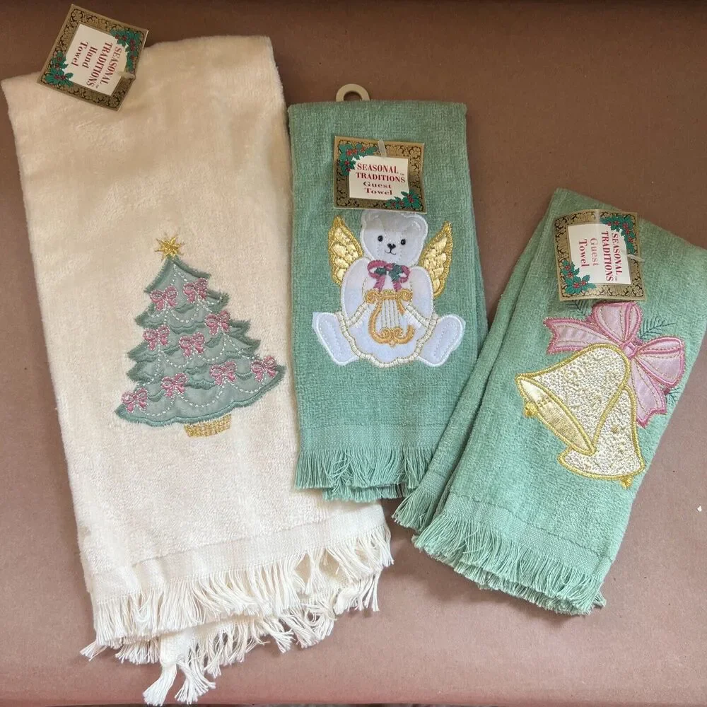 Seasonal Traditions Gues Towels Christmas Holiday